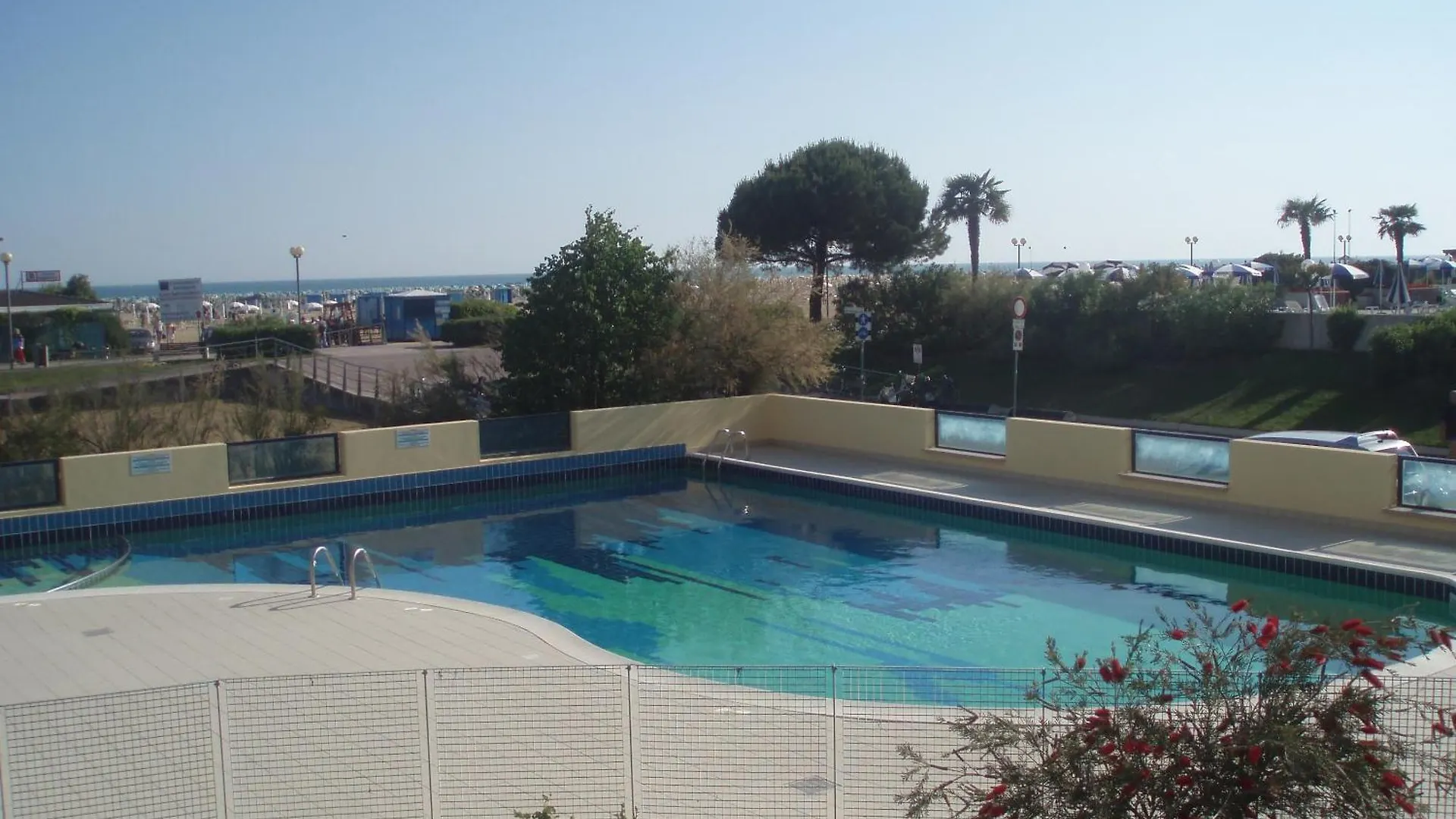 Relaxing Seaside Flat In A Modern Residence Bibione Italy